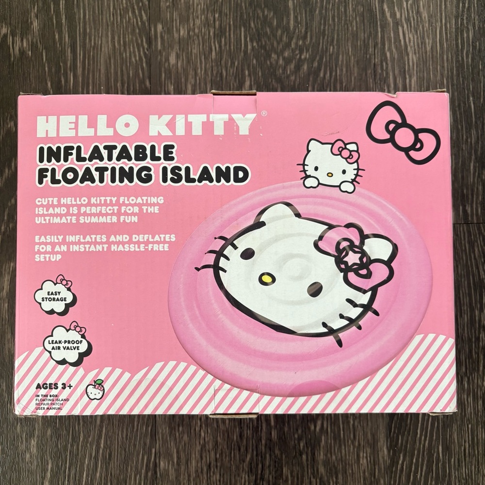 Hello Kitty Pink Inflatable Floating Island - Picture 3 of 10